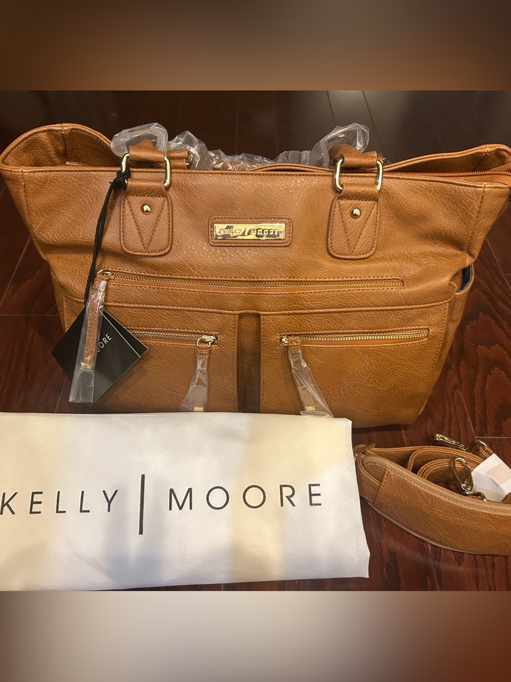 NWT Gorgeous Brown Kelly Moore Carry On Tote Camera Bag TSA Personal Item Strap